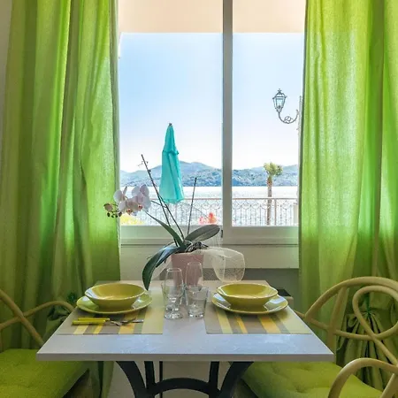 Apartment In Mit Terrasse *